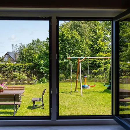 Bursztynowe Wczasy * Sasino